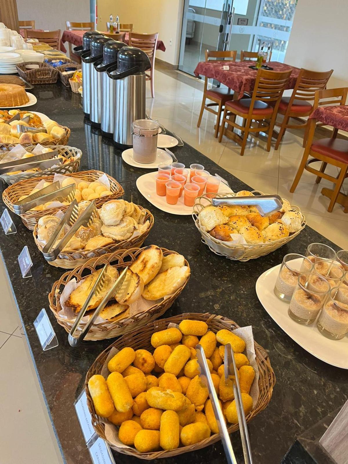Business Park Hotel Hortolândia エクステリア 写真