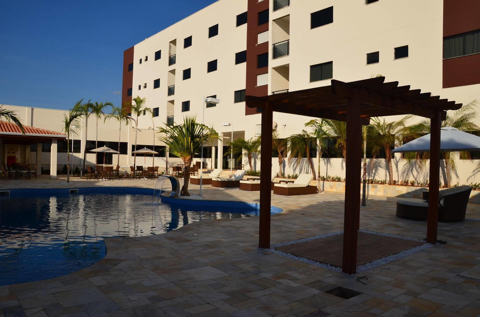 Business Park Hotel Hortolândia エクステリア 写真